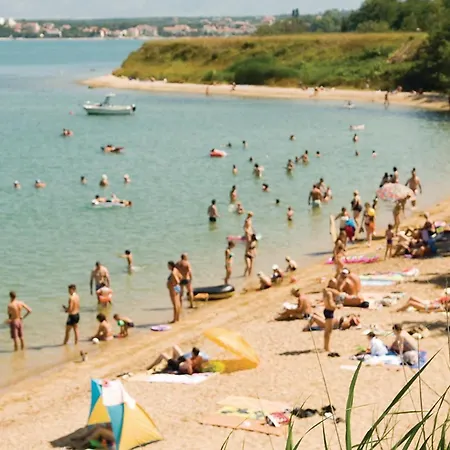 Stunning In With Wifi Apartamento Nin